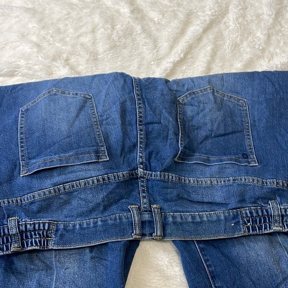 Catherines Right Fit Curvy Jeans - Picture 4 of 6